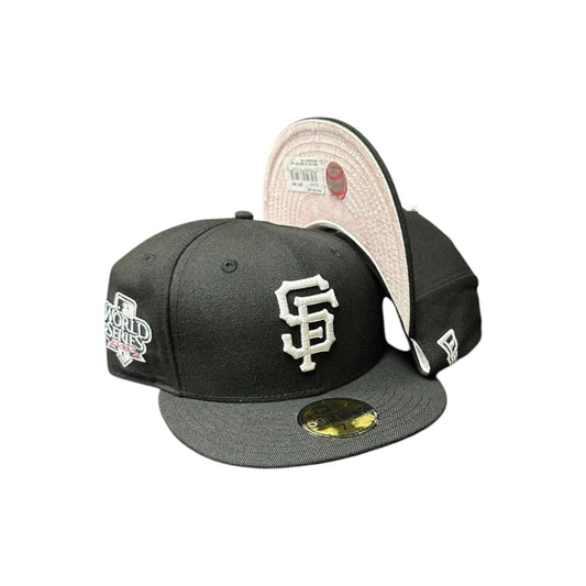 New Era Men MLB Chicago White Sox World Series 2005 59Fifty Fitted Hat Black 'Pink Paisley Undervisor'